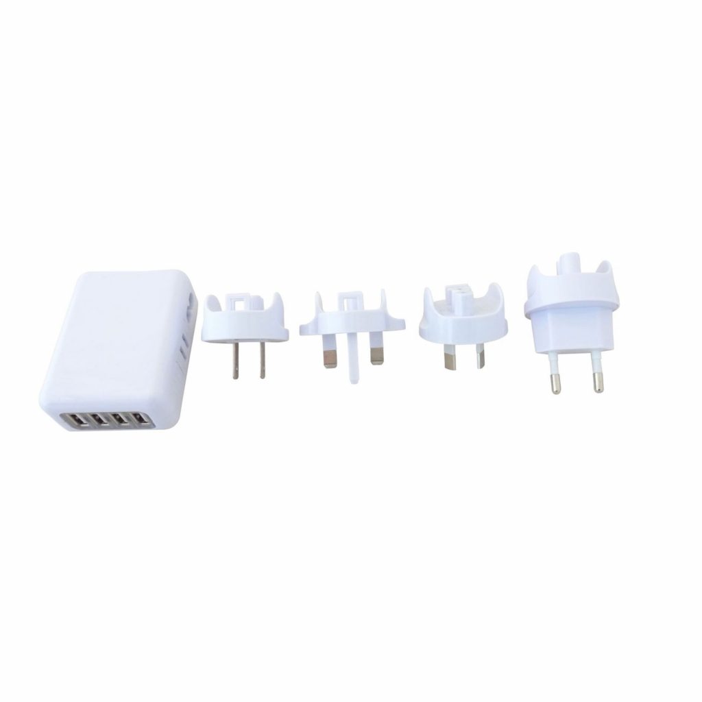 SHI USB reisstekkerset