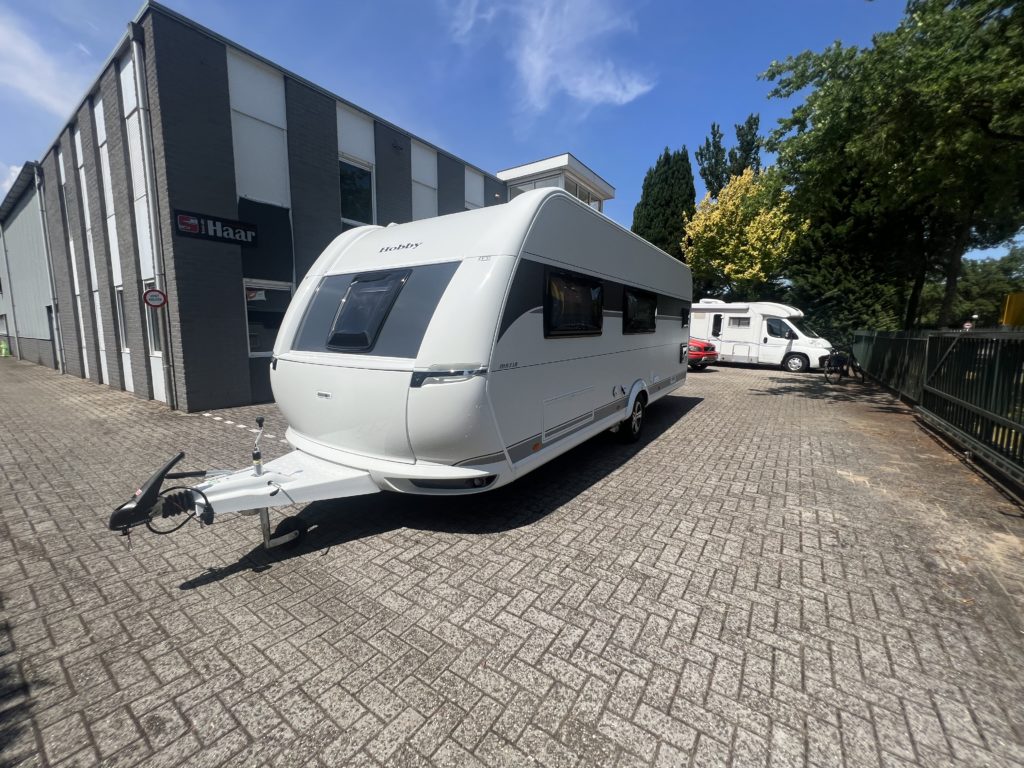 Alles voor jouw Hobby Caravan: Onderdelen en Service bij De Kampeerspecialist Midden Nederland
